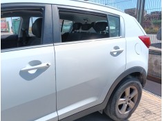 Recambio de puerta trasera izquierda para kia sportage iii (sl) 1.6 gdi referencia OEM IAM   