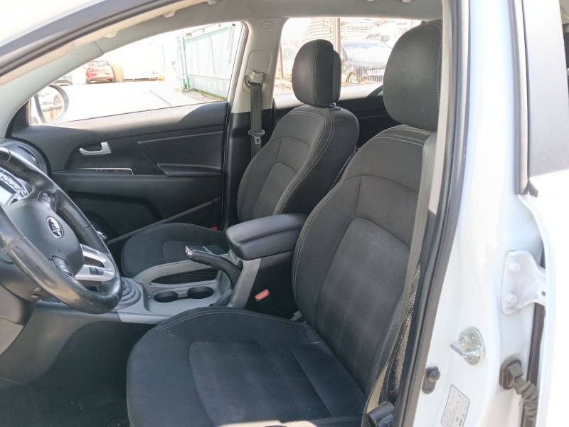 Recambio de asiento delantero derecho para kia sportage iii (sl) 1.6 gdi referencia OEM IAM   