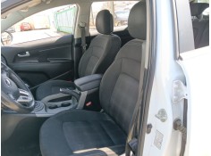 Recambio de asiento delantero izquierdo para kia sportage iii (sl) 1.6 gdi referencia OEM IAM   