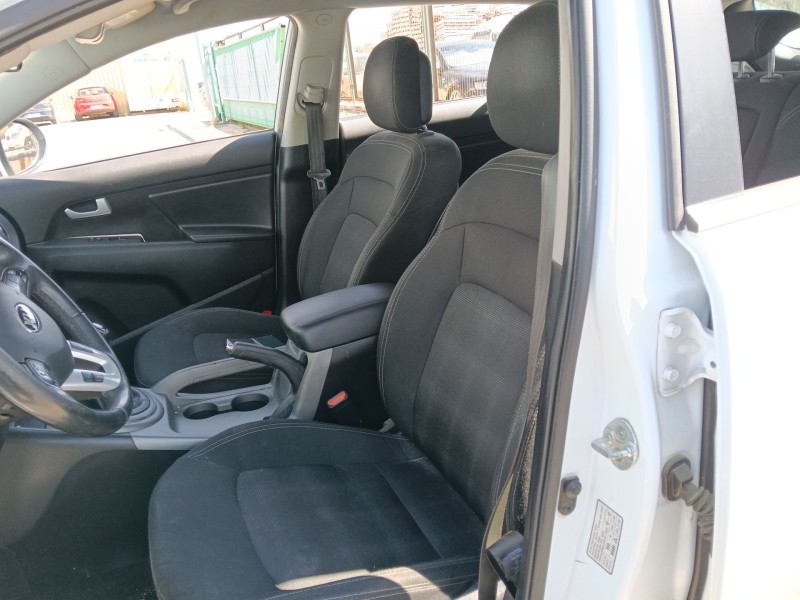 Recambio de asiento delantero izquierdo para kia sportage iii (sl) 1.6 gdi referencia OEM IAM   