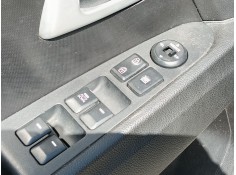 Recambio de mando elevalunas delantero izquierdo para kia sportage iii (sl) 1.6 gdi referencia OEM IAM   