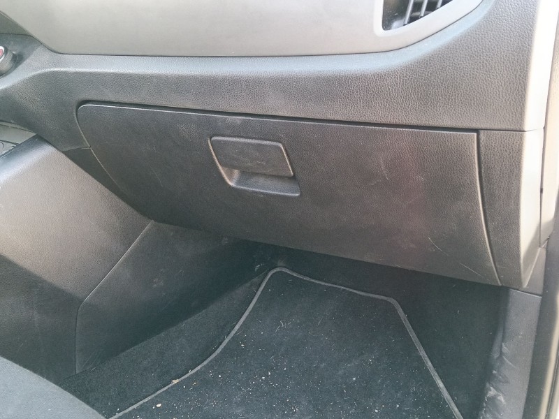 Recambio de guantera para kia sportage iii (sl) 1.6 gdi referencia OEM IAM   