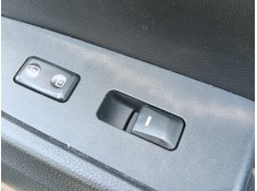 Recambio de mando elevalunas delantero derecho para kia sportage iii (sl) 1.6 gdi referencia OEM IAM   