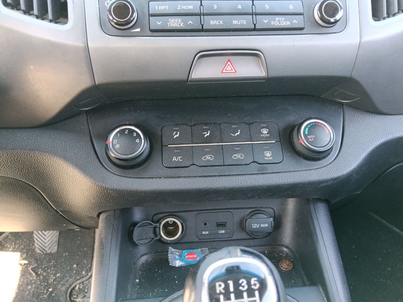 Recambio de mando calefaccion / aire acondicionado para kia sportage iii (sl) 1.6 gdi referencia OEM IAM   