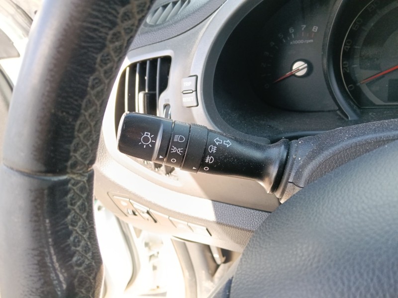 Recambio de mando intermitentes para kia sportage iii (sl) 1.6 gdi referencia OEM IAM   