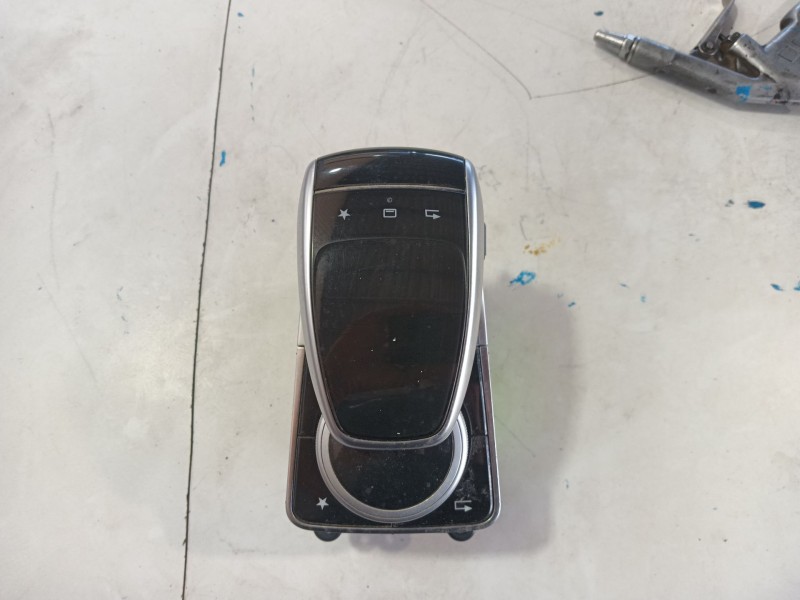 Recambio de consola central para mercedes-benz clase c (w205) c 180 bluetec / d (205.036) referencia OEM IAM   