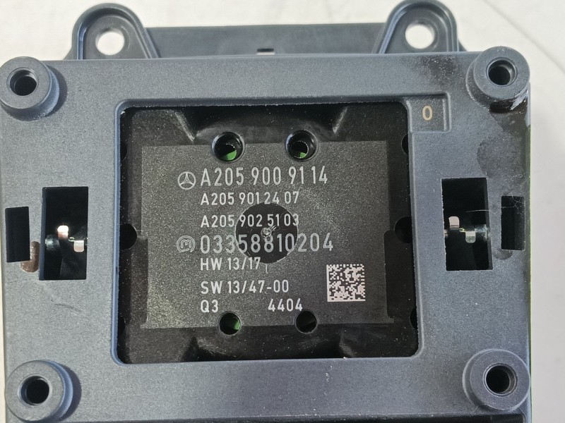 Recambio de consola central para mercedes-benz clase c (w205) c 180 bluetec / d (205.036) referencia OEM IAM   