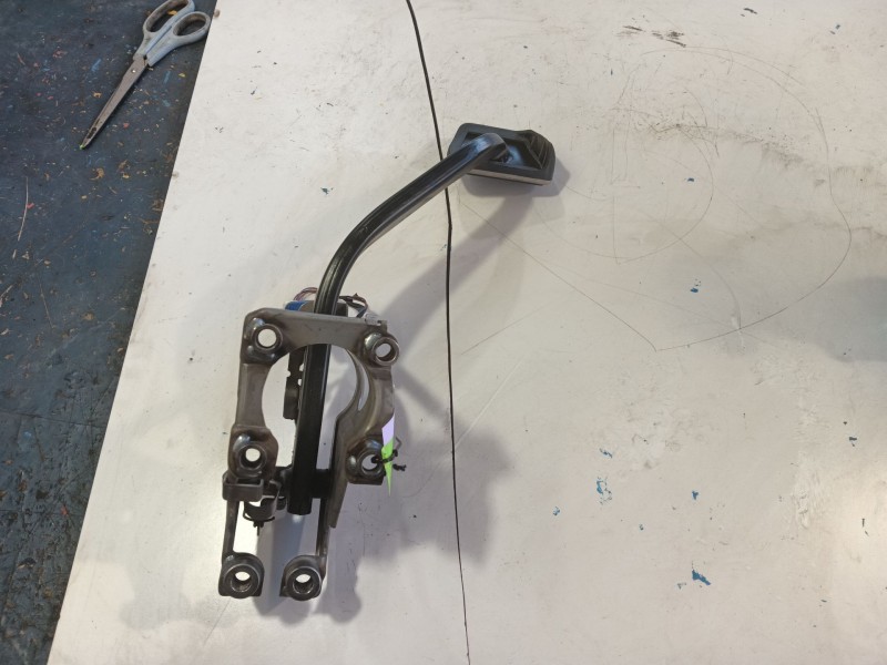 Recambio de pedal freno embrague para land rover range rover sport ii (l494) 4.4 sdv8 4x4 referencia OEM IAM   