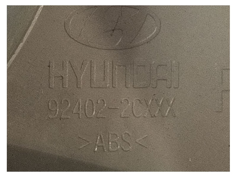 Recambio de piloto trasero derecho para hyundai coupe ii (gk) 1.6 16v referencia OEM IAM 924022C010  