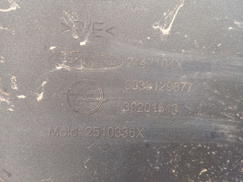 Recambio de rejilla para opel vivaro c furgoneta (k0) 1.5 referencia OEM IAM 9823211980 2447104X 