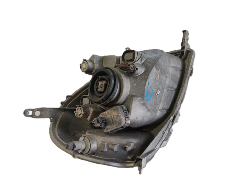Recambio de faro izquierdo para toyota yaris (_p1_) 1.0 (scp10_) referencia OEM IAM 811700D011  