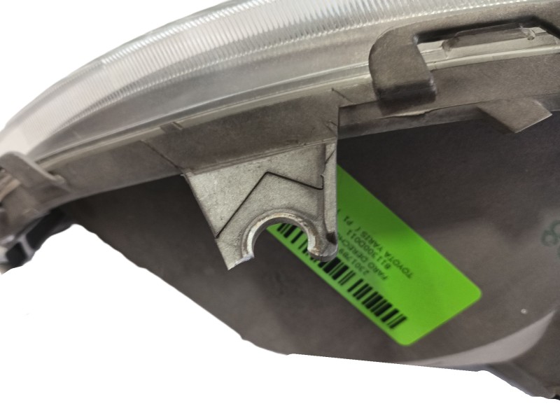 Recambio de faro derecho para toyota yaris (_p1_) 1.0 (scp10_) referencia OEM IAM 811300D011  