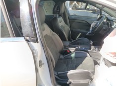 ASIENTO DELANTERO IZQUIERDO 