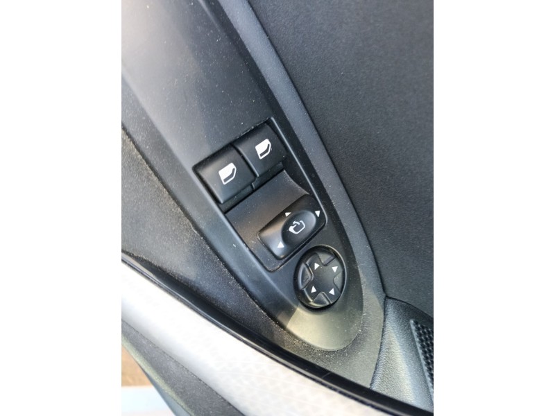 Recambio de mando elevalunas delantero izquierdo para ds ds 4 / ds 4 crossback (nx_) 1.2 thp 130 (nxhnym) referencia OEM IAM   