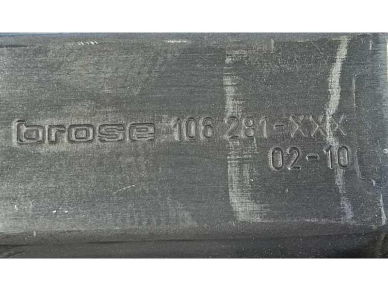 Recambio de elevalunas delantero derecho para toyota yaris (_p1_) 1.0 (scp10_) referencia OEM IAM 6981052020  