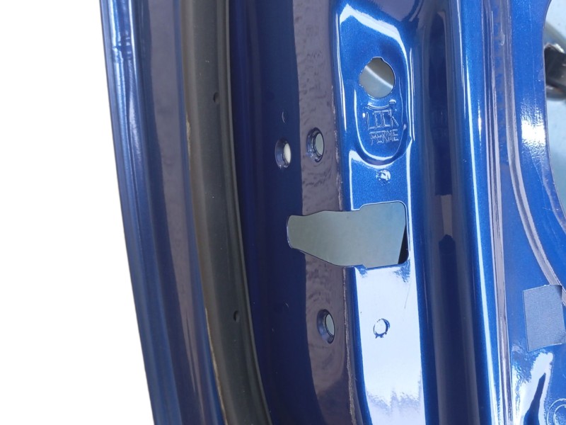 Recambio de puerta trasera izquierda para mazda 3 sedán (bk) 1.6 di turbo (bk12y) referencia OEM IAM BNYV7302XD  