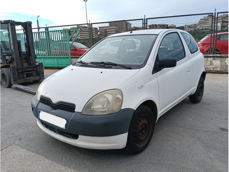 toyota yaris (_p1_) del año 2001