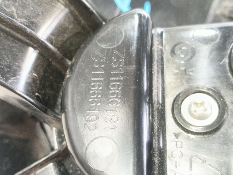 Recambio de molduras traseras para mg zs suv (azs1) 1.0 t-gdi referencia OEM IAM   