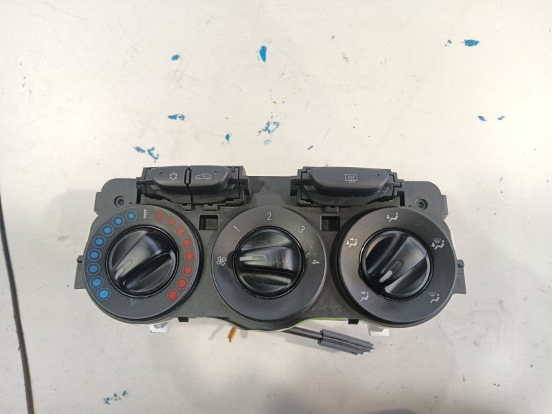 Recambio de mando calefaccion / aire acondicionado para opel corsa e (x15) 1.4 (08, 68) referencia OEM IAM   