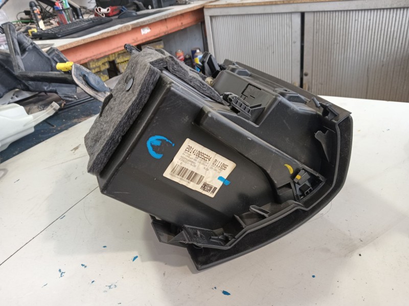 Recambio de guantera para mercedes-benz clase c (w205) c 180 bluetec / d (205.036) referencia OEM IAM   