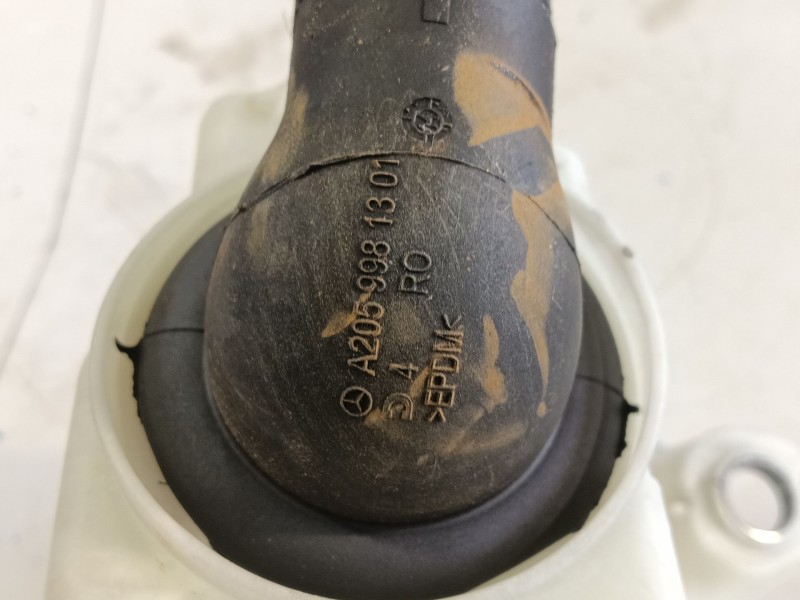 Recambio de caja reles / fusibles para mercedes-benz clase c (w205) c 180 bluetec / d (205.036) referencia OEM IAM 205540285064 