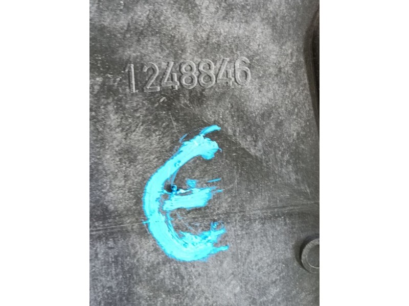 Recambio de apoyabrazos central para mercedes-benz clase c (w205) c 180 bluetec / d (205.036) referencia OEM IAM A20568006509051