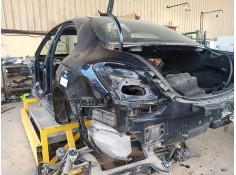 Recambio de aleta trasera izquierda para mercedes-benz clase c (w205) c 180 bluetec / d (205.036) referencia OEM IAM   