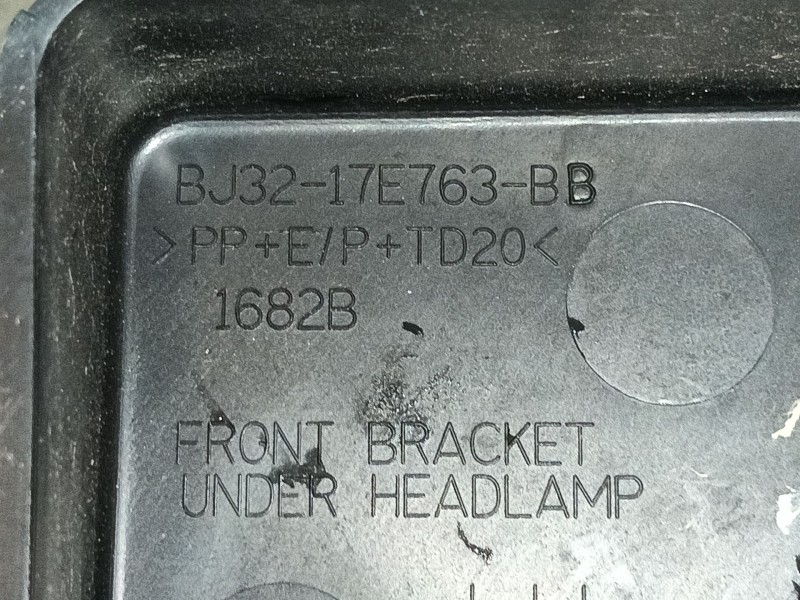 Recambio de soporte paragolpes delantero para land rover range rover evoque (l538) 2.0 d referencia OEM IAM LR036195 LR036195 