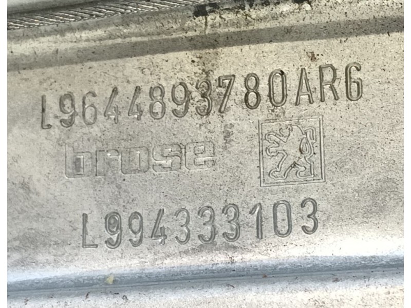 Recambio de elevalunas trasero izquierdo para peugeot 407 (6d_) 1.6 hdi 110 (6d9hzc, 6d9hyc) referencia OEM IAM 922385  