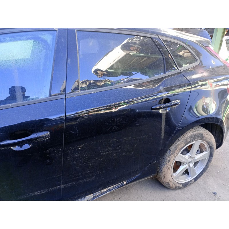 Recambio de puerta trasera izquierda para volvo v40 hatchback (525) d2 referencia OEM IAM   