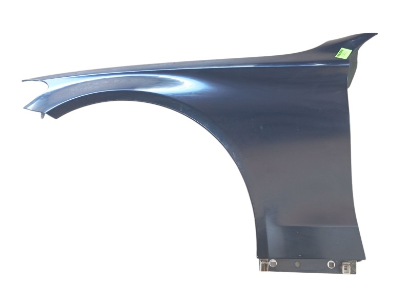 Recambio de aleta delantera izquierda para mercedes-benz clase c (w205) c 180 bluetec / d (205.036) referencia OEM IAM 205880011