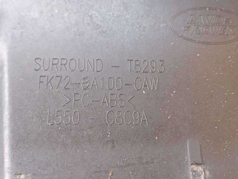 Recambio de rejilla delantera para land rover discovery sport (l550) 2.0 d referencia OEM IAM   