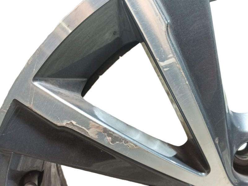 Recambio de llanta para peugeot 308 sw ii (lc_, lj_, lr_, lx_, l4_) 1.2 thp 130 referencia OEM IAM   