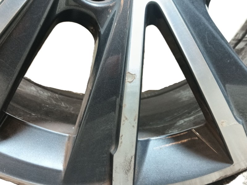 Recambio de llanta para peugeot 308 sw ii (lc_, lj_, lr_, lx_, l4_) 1.2 thp 130 referencia OEM IAM   