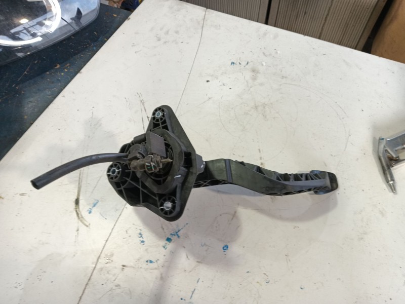 Recambio de pedal embrague para mg zs suv (azs1) 1.0 t-gdi referencia OEM IAM   