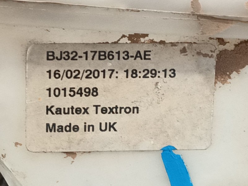 Recambio de deposito limpia para land rover discovery sport (l550) 2.0 d referencia OEM IAM LR025755  