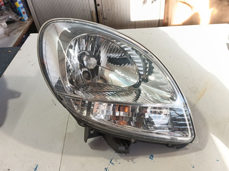 Recambio de faro derecho para renault kangoo (kc0/1_) 1.5 dci (kc08, kc09) referencia OEM IAM   