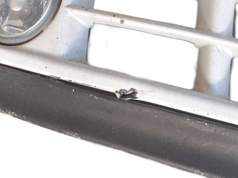 Recambio de paragolpes delantero para renault kangoo (kc0/1_) 1.5 dci (kc08, kc09) referencia OEM IAM 7701056417 / 7701056418  