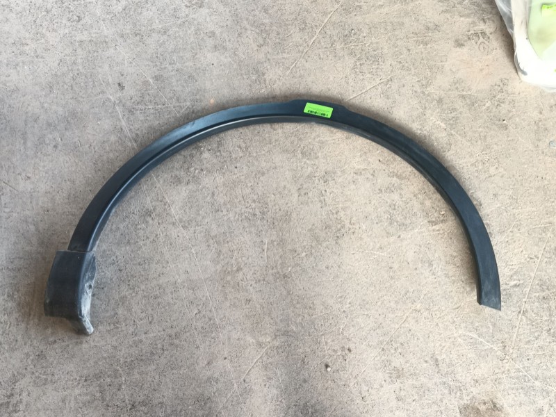 Recambio de aletin delantero derecho para land rover discovery sport (l550) 2.0 d referencia OEM IAM   