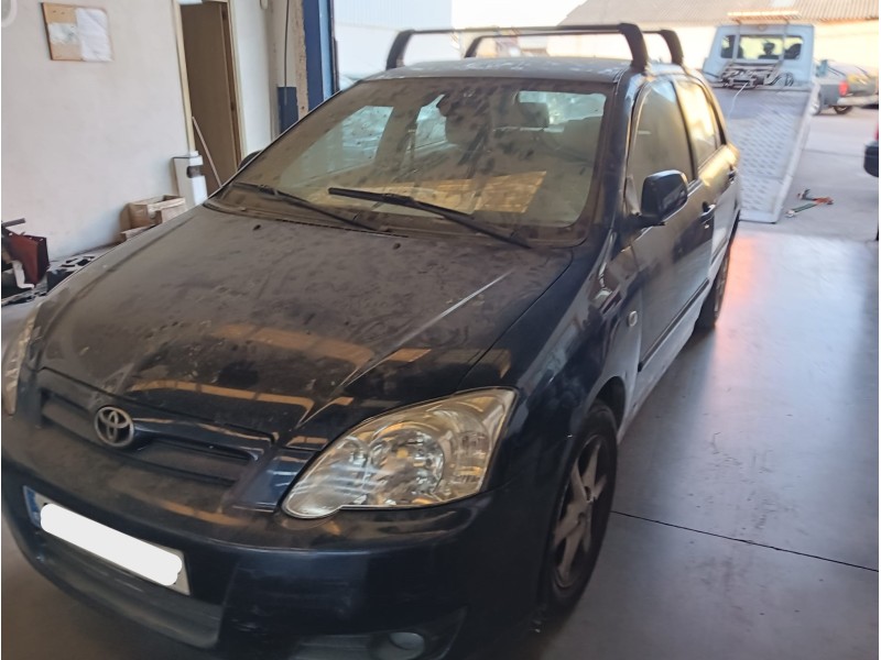 toyota corolla (_e12_) del año 2005