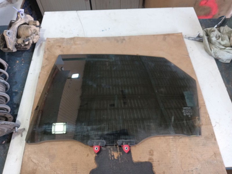 Recambio de luna trasera izquierda para lexus nx ii (_a2_, _h2_) 450h+ e-four (aazh26) referencia OEM IAM   