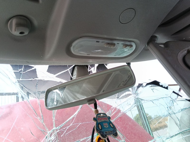 Recambio de luz interior delantera central para renault kangoo / grand kangoo ii (kw0/1_) 1.5 dci 90 (kw05, kw08, kw0g, kw11) re