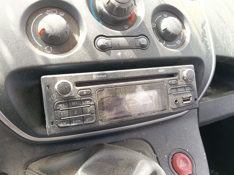 Recambio de sistema audio / radio cd para renault kangoo / grand kangoo ii (kw0/1_) 1.5 dci 90 (kw05, kw08, kw0g, kw11) referenc