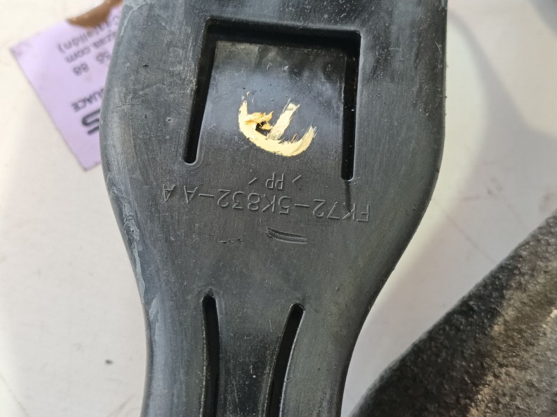 Recambio de brazo suspension superior trasero derecho para land rover discovery sport (l550) 2.0 d referencia OEM IAM   