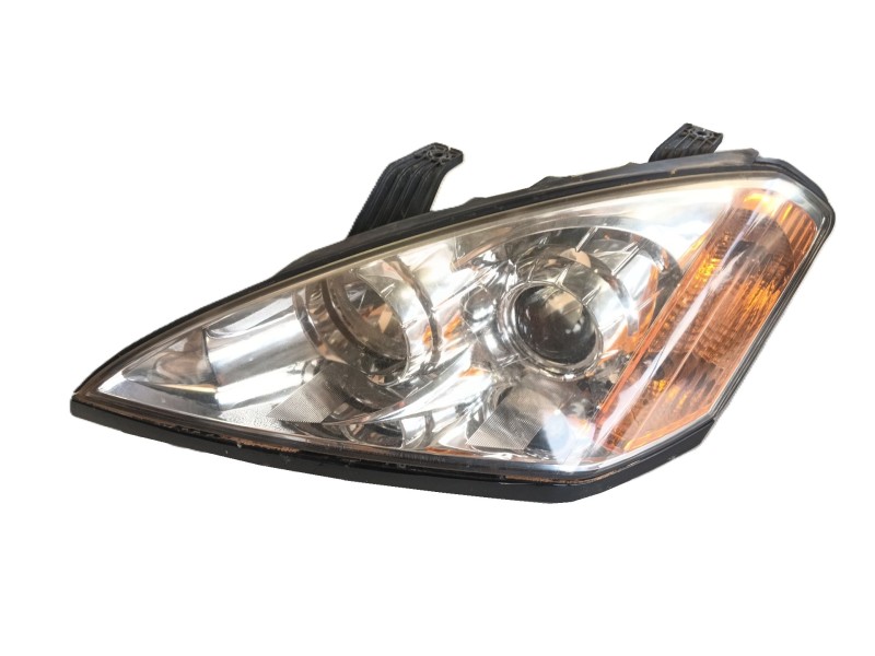 Recambio de faro izquierdo para ssangyong kyron 2.0 xdi referencia OEM IAM 8310309102  
