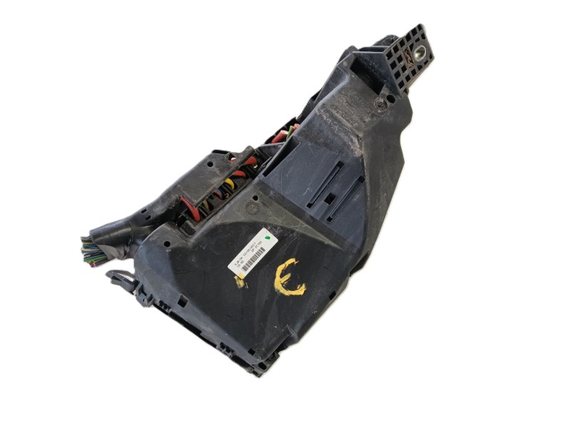 Recambio de caja reles / fusibles para land rover discovery sport (l550) 2.0 d referencia OEM IAM LR078822 / LR041091  