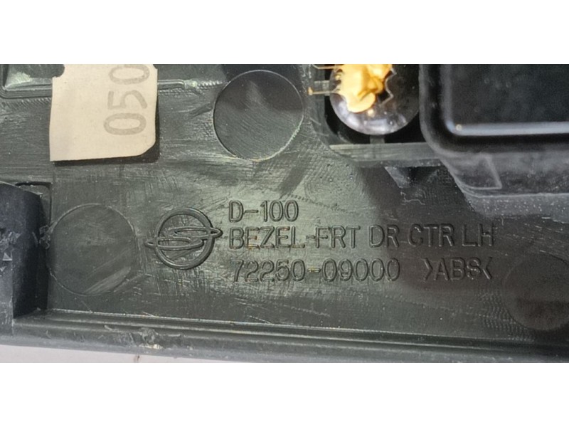 Recambio de mando elevalunas delantero izquierdo para ssangyong kyron 2.0 xdi referencia OEM IAM   