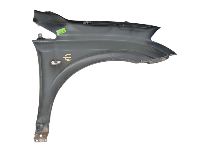 Recambio de aleta delantera izquierda para ssangyong kyron 2.0 xdi referencia OEM IAM 5181109100  