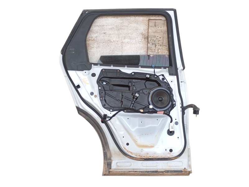 Recambio de puerta trasera izquierda para land rover discovery sport (l550) 2.0 d referencia OEM IAM LR061285  