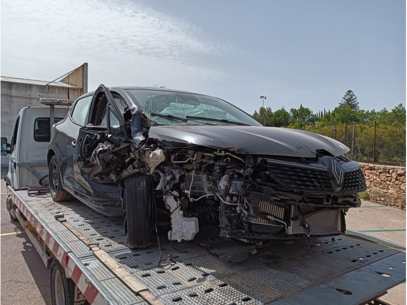 renault clio v (b7_) del año 2025